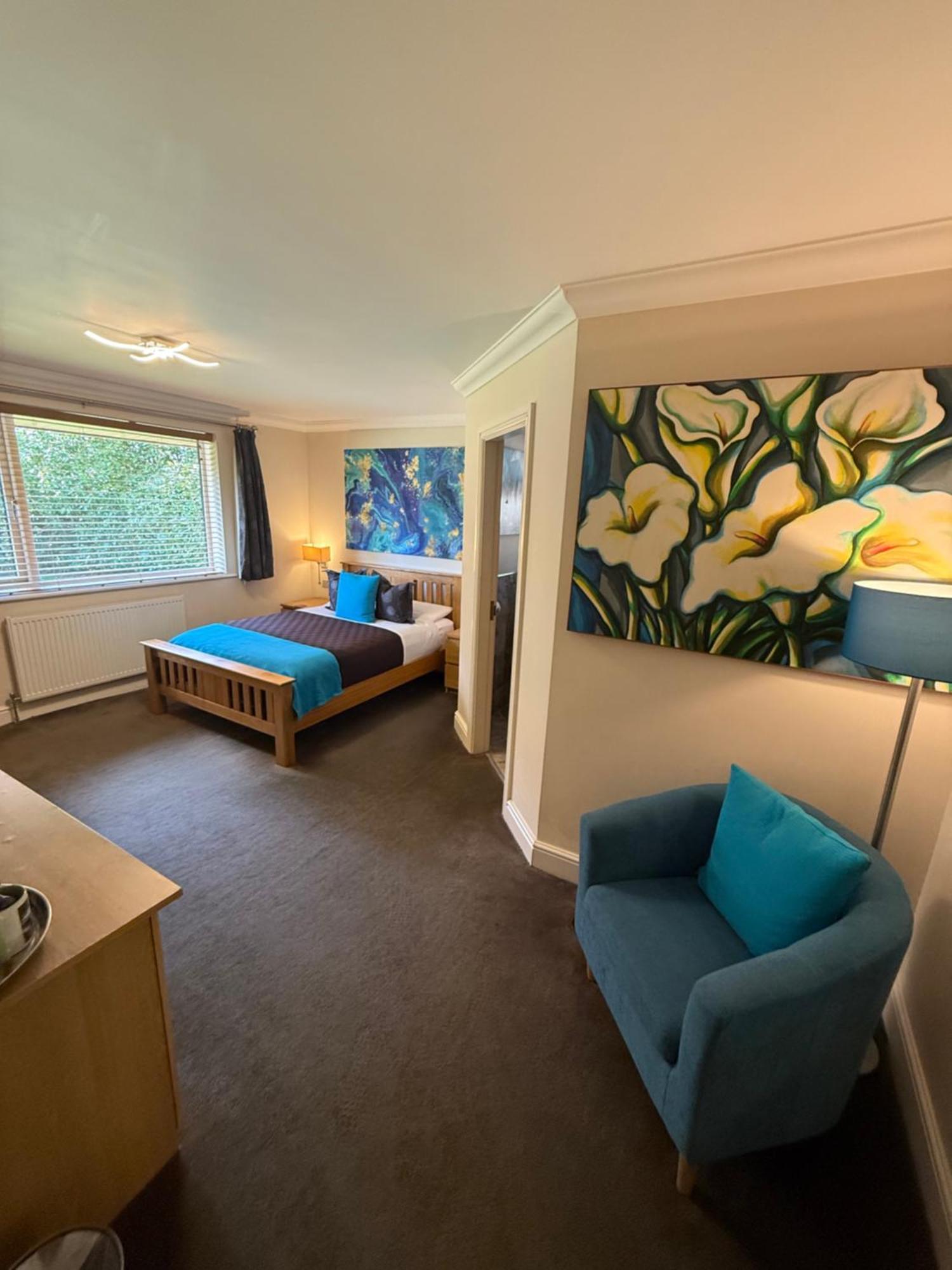 Barncroft Luxury Bed & Breakfast ソリフル エクステリア 写真