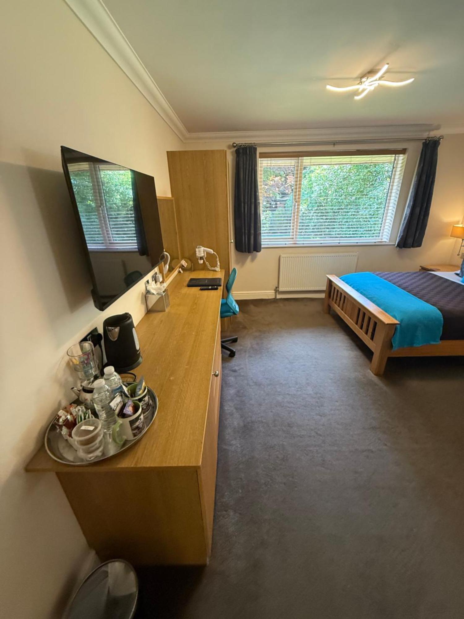 Barncroft Luxury Bed & Breakfast ソリフル エクステリア 写真